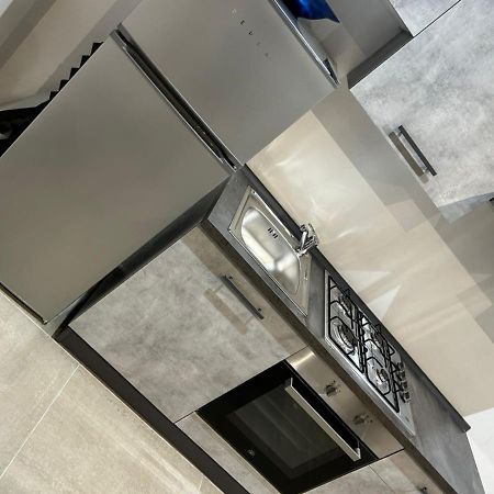 Roby & Simo Apartment San Giorgio a Cremano Luaran gambar
