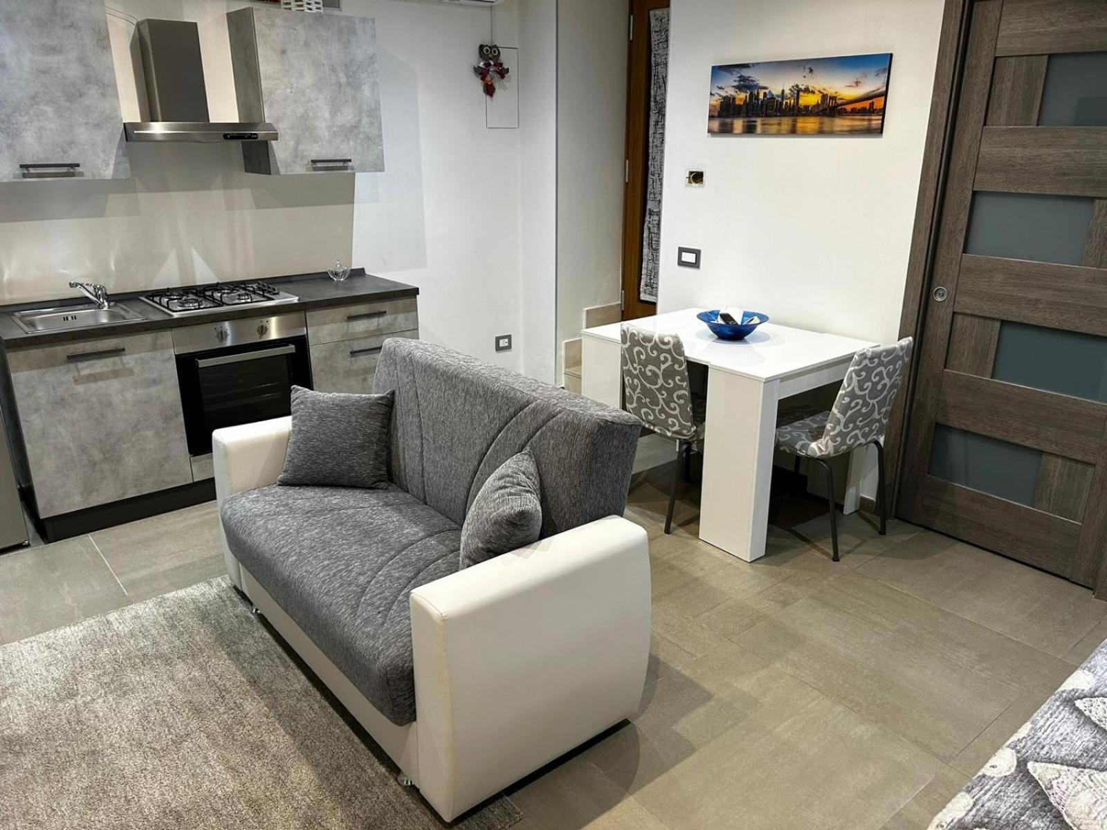 Roby & Simo Apartment San Giorgio a Cremano Luaran gambar